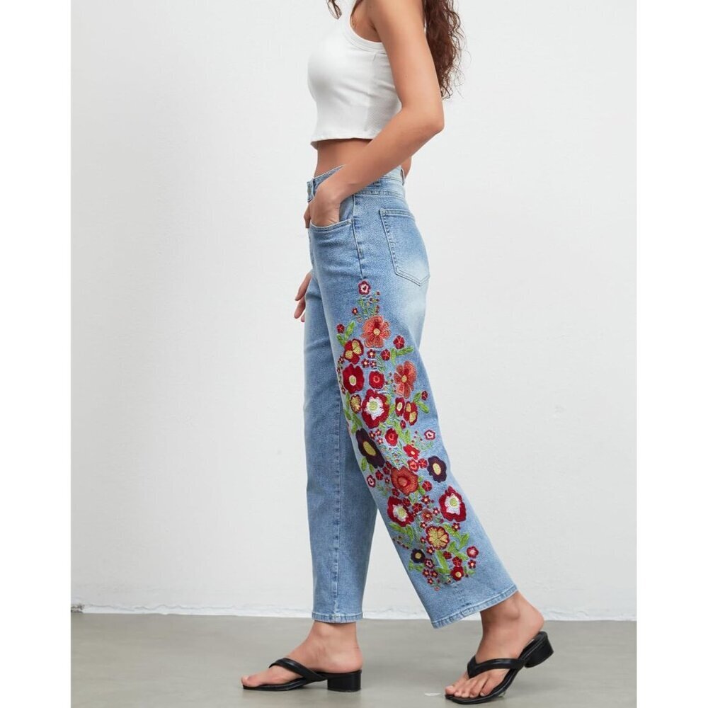Women’s Cropped Denim Jeans Floral Print Mid Rise Straight Leg Casual - Picture 4 of 7